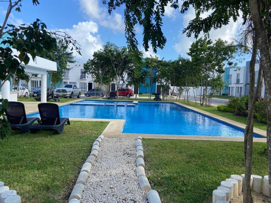 Casa Kuxtal Apartment Плая дел Кармен Екстериор снимка